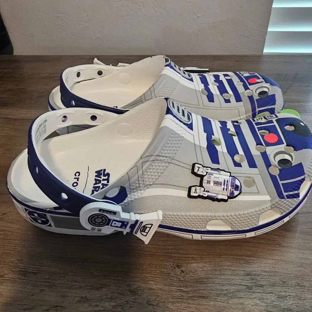 Star Wars R2-D2 Crocs Classic Clog W Sz 9 M7 White Droid SciFi Action Lucus Film - Picture 8 of 14